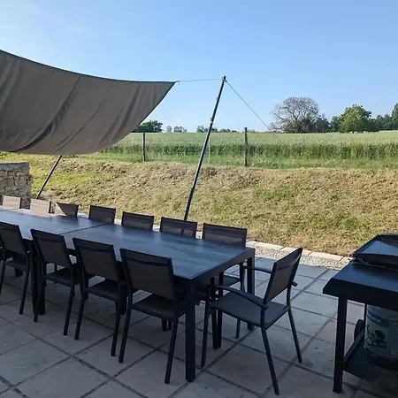 Spacieuse Pres De Poitiers Avec Piscine Privee Вилла *