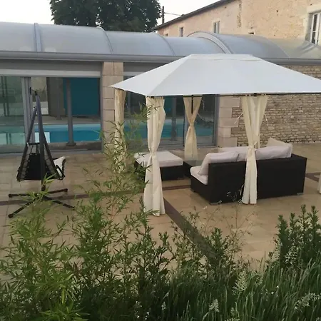 Spacieuse Pres De Poitiers Avec Piscine Privee Saint-Leger la Pallu